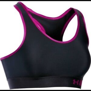 𝅺UNDER Armour Sports Bra NWT Size XS